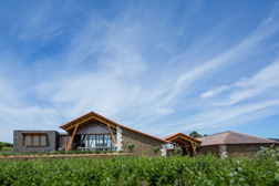 Secret Spot Wines com adega premiada