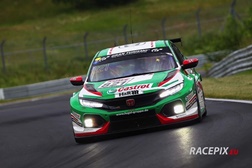 Tiago Monteiro segundo nos TCR - Na Nürburgring Langstrecken Serie