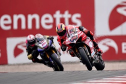 BSB, 2022, Donington – Ray vence, irmãos Irwin completam pódio - Sykes venceu Corrida 2