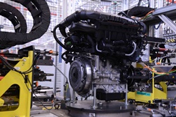 Motor 3 cilindros turbo PureTech da PSA Peugeot Citroën recebeu o Prémio Internacional de Motor do Ano 2015 