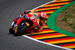 MotoGP Sachsenring – 10ª “pole position” consecutiva para Marc Marquez na Alemanha