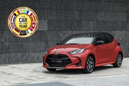 Toyota Yaris eleito o "Carro do Ano 2021" na Europa - Yaris é pela primeira vez o carro mais vendido no continente europeu