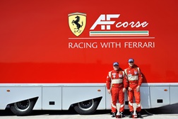 Pilotos da Ferrari Portugal bem posicionados para as 12h do Golfo