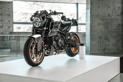 Brabus 1300 R Masterpiece Edition - Requinte e Bravura