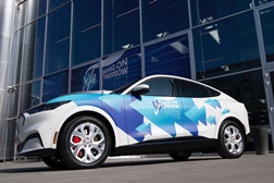 Ford transforma vendas de veículos elétricos na Europa com "modelo de agência" - Stands de vendas online e testdrives virtuais