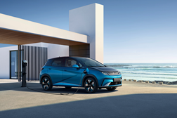 Produção do BYD DOLPHIN alcança o meio milhão de unidades - O modelo é o hatchback mais vendido na China