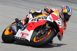 Dani Pedrosa mais rápido no primeiro dia de testes em Sepang