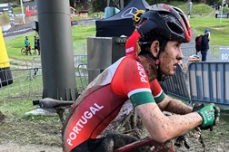 João Cruz 45.º no mundial júnior de XCO