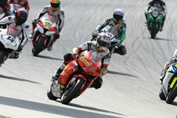 Miguel Praia preparado para prova de Moto 1000GP em Curitiba