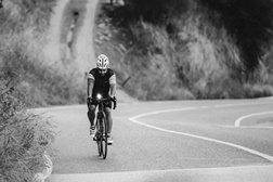 Tiago Cação percorre 6.000 km de bicicleta em Portugal para apelar à mudança na mobilidade urbana - Atleta vai percorrer 278 Municípios Portugueses