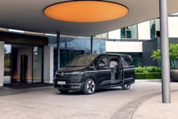 Novo multivan de oito lugares é o shuttle perfeito para uso privado e profissional - Volkswagen anuncia início das pré-vendas em maio