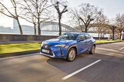 Lexus UX 300E: experiência de condução 'Lexus electrified'  - Criada por mestres pilotos 'Takumi'