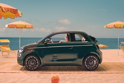 Fiat em campanha com “Dolce Vita By Design” - A estrela da campanha é o Novo 500  