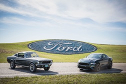 Novo Mustang Bullitt e SUV Edge ST by Ford Performance brilham no Salão de Detroit