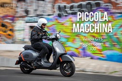 Teste Vespa GTS Super Sport 300 - Piccola Macchina