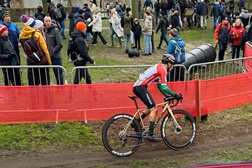 João Vigário e Hugo Ramalho estrearam por Portugal a categoria júnior no Mundial de Ciclocrosse