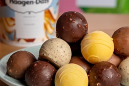 Häagen-Dazs celebra o Natal com o regresso dos Bombons de Gelado Delights