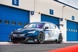 Cupra junta-se à competição no Pure ETCR - Revolução das corridas de carros de turismo agora... elétricos