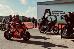 MotoGP, 2022, Portimão - Parada Miguel Oliveira  - Da Marina ao Circuito