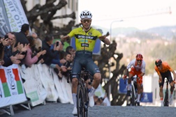 Fábio Costa vence a Clássica de Santo Thyrso