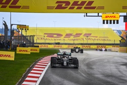 DHL e Fórmula 1® renovam parceria  - Antes do início da nova temporada que vai ter 23 circuitos