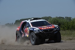 Team PEUGEOT-Total com arranque suave no Dakar 