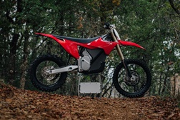 Stark VARG EX: A revolução elétrica no enduro