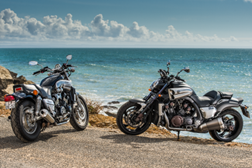 Yamaha V-Max vs Yamaha VMAX