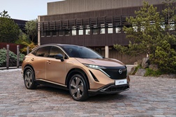 Nissan ARIYA: o crossover 100% elétrico - Evolução sem precedentes para o prazer de condução sem emissões