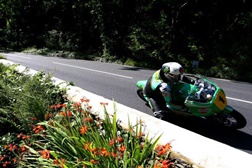 IOM Classic - McGuinness regressou à Ilha de Man para vencer o Senior Classic TT   