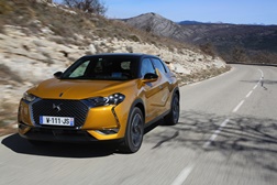 DS Drive Assist: um outro modo de conduzir - Condução tranquila em auto-estrada