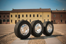 Goodyear lança pneus KMAX e FUELMAX