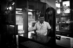 Exposição "Olha" de Valter Vinagre no IPDJ Guarda