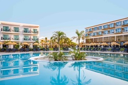 AP Cabanas Beach & Nature