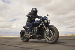 Triumph Rocket 3 Storm R e GT - Mais “rocket” que nunca