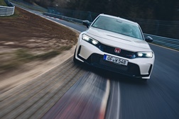 Novo Honda Civic Type R recupera recorde em Nürburgring - Volta mais rápida de veículo de produção com tração dianteira