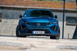 PEUGEOT 408 é o carro oficial do documentário “SIZA” - Arquiteto Álvaro Siza Vieira celebra 90 anos