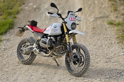 BMW Motorrad revela moto oficial do GS Trophy 2026 baseada na nova R 12 G/S