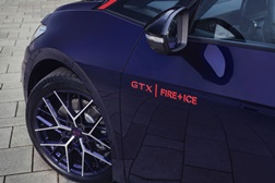 ID.3 GTX FIRE+ICE: protótipo de apresentação entra em produção em série - Pintura exclusiva e detalhes exteriores e interiores marcantes