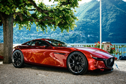 A celebração do Vermelho, a cor das emoções fortes -  “Vermelho Mazda” com mais de seis décadas de evolução