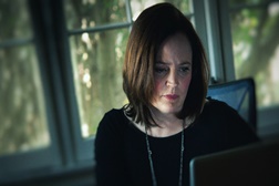 HBO Portugal estreia "I'll Be Gone In The dark"