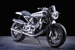 Brough Superior SS100 entra finalmente em produção