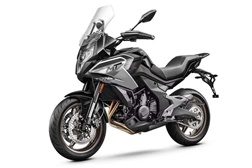 CFMOTO 700MT apresentada