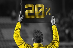 Hertz lança campanha para os fãs de futebol - Reservas de viaturas com desconto de 20%