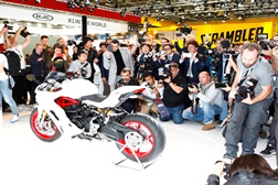 Ducati apresenta novo modelo na Intermot, o Salão de Colónia 2016