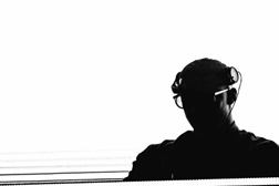 DJ Snake fez história no topo do Arco do Triunfo