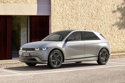 Novo Hyundai IONIQ 5 chega reforçado com novas funcionalidades - Maior autonomia, bateria de maior capacidade e um conjunto mais vasto de funcionalidades de conveniência avançadas