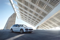 Porsche Ibérica lança o programa Move-On - Exclusivo para clientes do Taycan