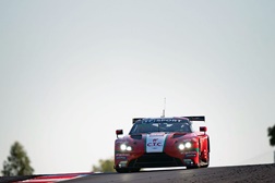 O Algarve não poupou Henrique Chaves - Aston Martin Vantage AMR 95 sucumbiu a toque de adversário