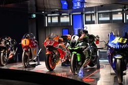 FIM inaugura museu de "lendas vivas" onde cada moto é uma campeã do mundo